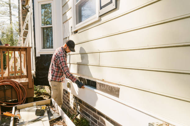 Top rated local Storm Damage Siding Repair specialists in Middlebury, IN
